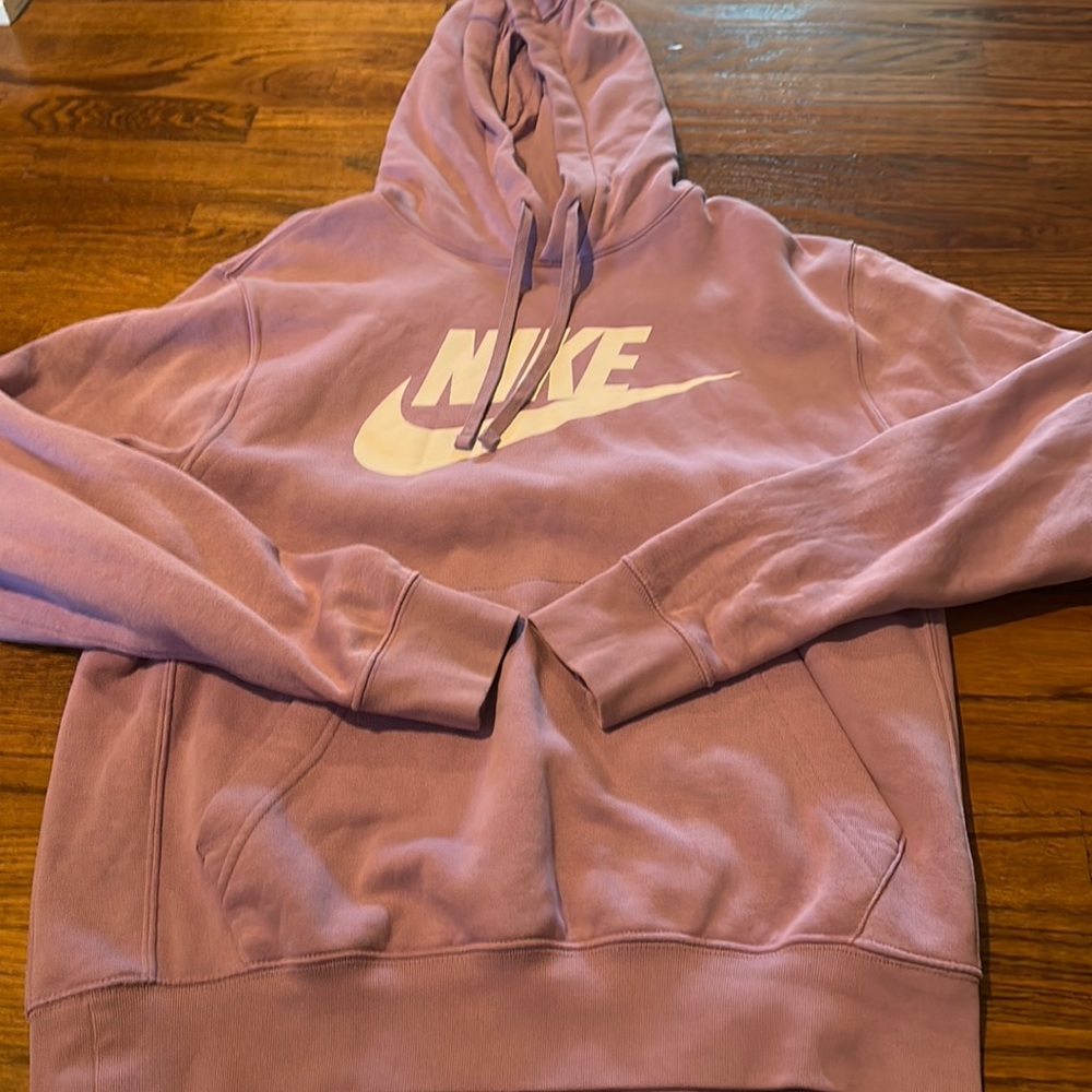 nike hoodie